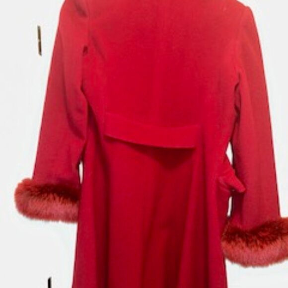 three quarter length Redish/Burgundy lamb/wool coat - Picture 2 of 9